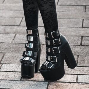 ISO (DO NOT BUY) KILLSTAR Subversion Playforms